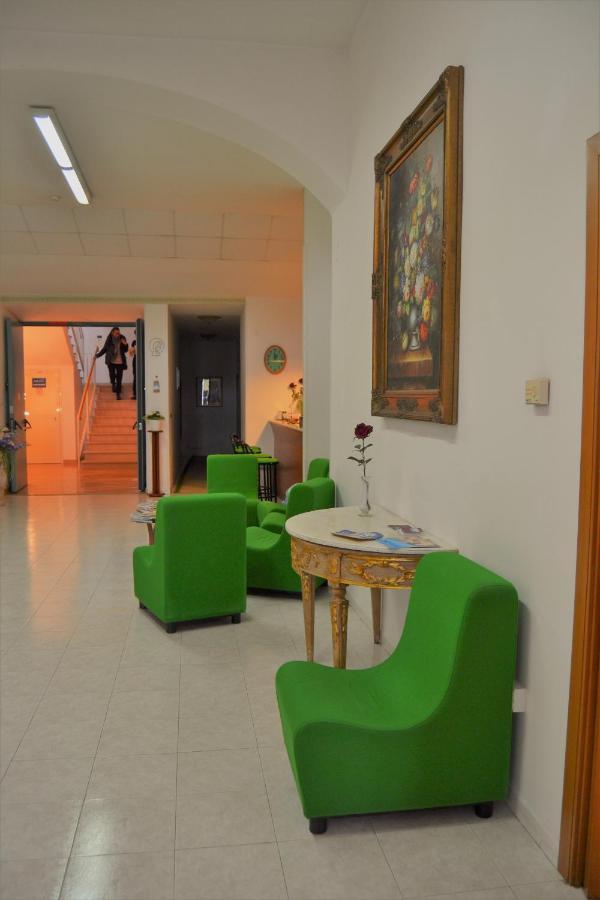 Hotel Centro Di Spiritualita Madonna Della Nova Ostuni Exterior foto